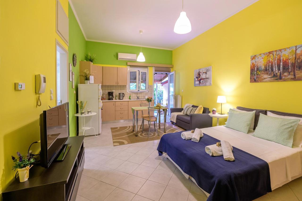 Peaceful Corner Apartment Preveza Bagian luar foto