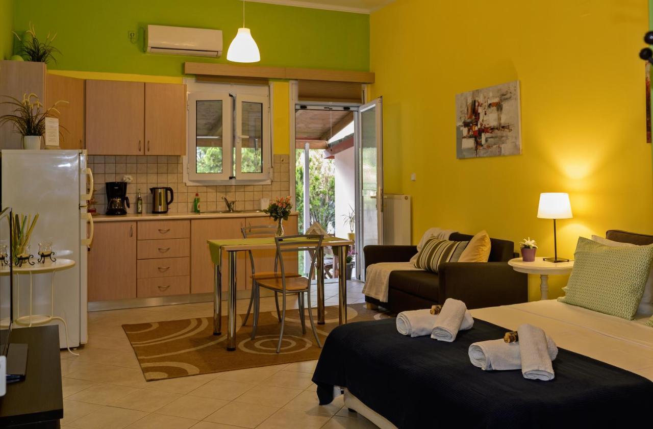 Peaceful Corner Apartment Preveza Bagian luar foto