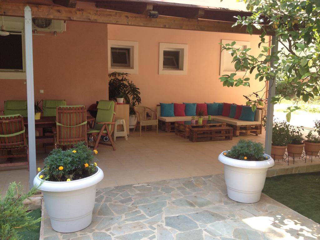Peaceful Corner Apartment Preveza Bagian luar foto
