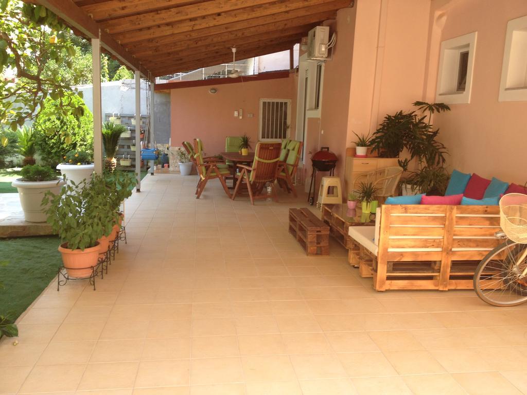 Peaceful Corner Apartment Preveza Bagian luar foto